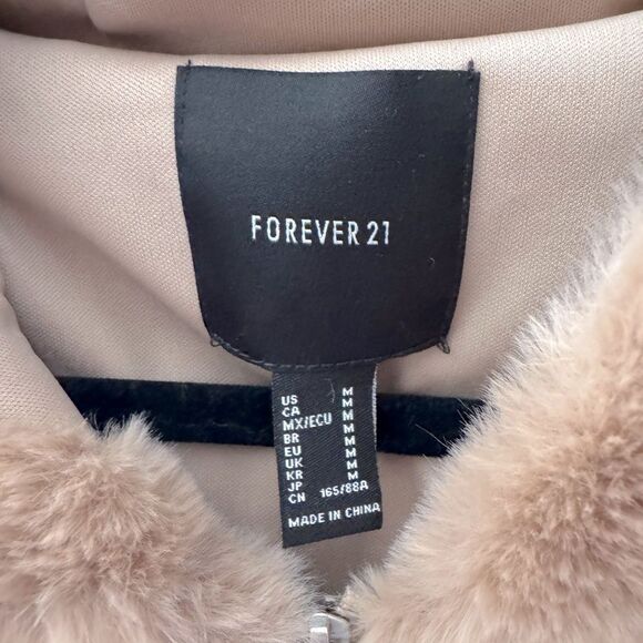 Forever 21 Cozy Light Brown Faux Fur Teddy Bear Zip Up Hooded Bomber Jacket Sz M - Picture 7 of 10